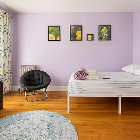 Lavender Queen Room Bright & Peaceful Stay In Central Harlem New York Exterior photo