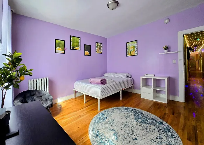 Lavender Queen Room Bright & Peaceful Stay In Central Harlem