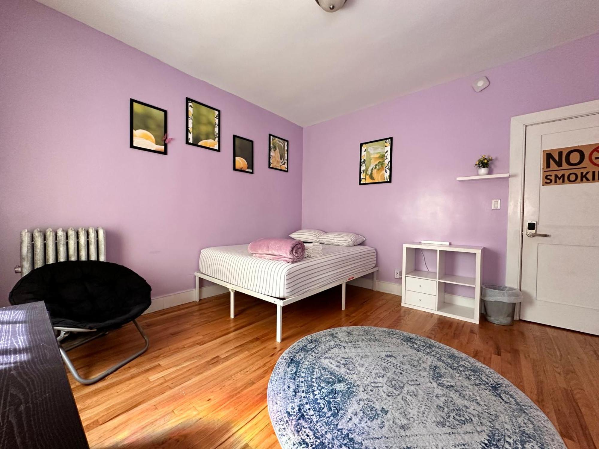 Lavender Queen Bright & Peaceful In Harlem *
